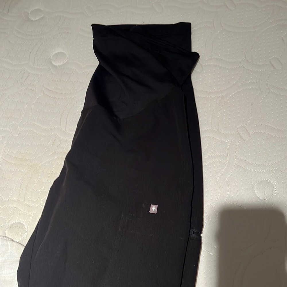 Figs maternity scrub pants-black
